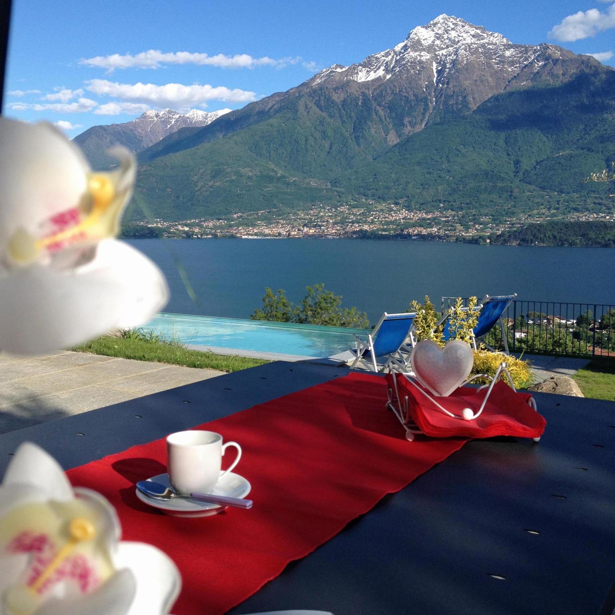 La Collinetta Apartments Vercana Bagian luar foto