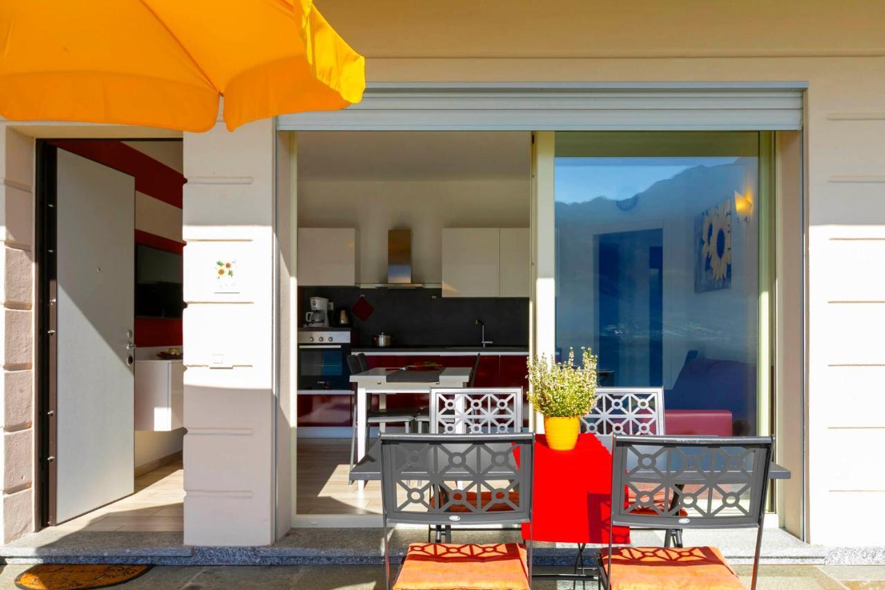 La Collinetta Apartments Vercana Bagian luar foto